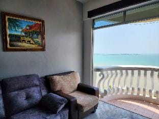 Glory Beach Resort 7+2 PAX Seaview Homestay Apartment in Port Dickson