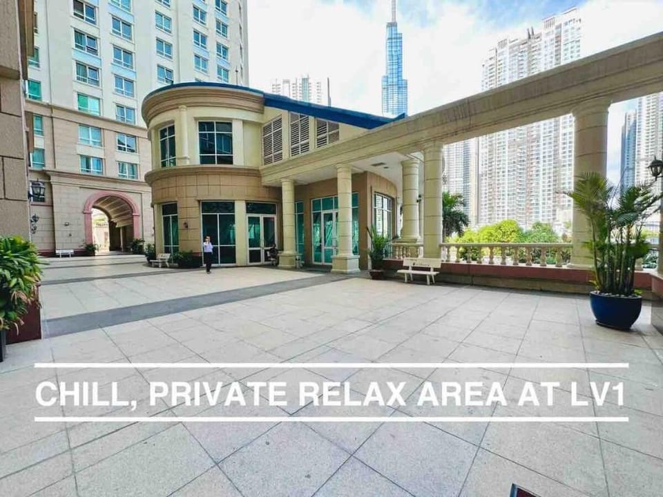 2Q Apt-Studio Lux4 Rooftop Pool&Spa-Hochiminh HCMC Apartment in Ho Chi Minh City
