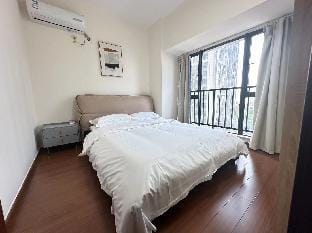 Family Suite (3 Beds)- Canton Fair Exhibition Apartment in Guangzhou