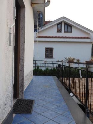 Home close to the sea with terrace and free parking Vacation rental in Campania