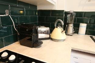 1 Bed - Westfield and Portobello Vacation rental in London