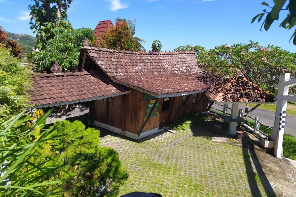 Villa Joglo Paris Hotel in Special Region of Yogyakarta