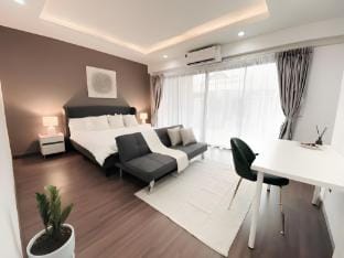 Chao Wilai Residence I Naiyang Beach I HKT Airport Vacation rental in Phuket