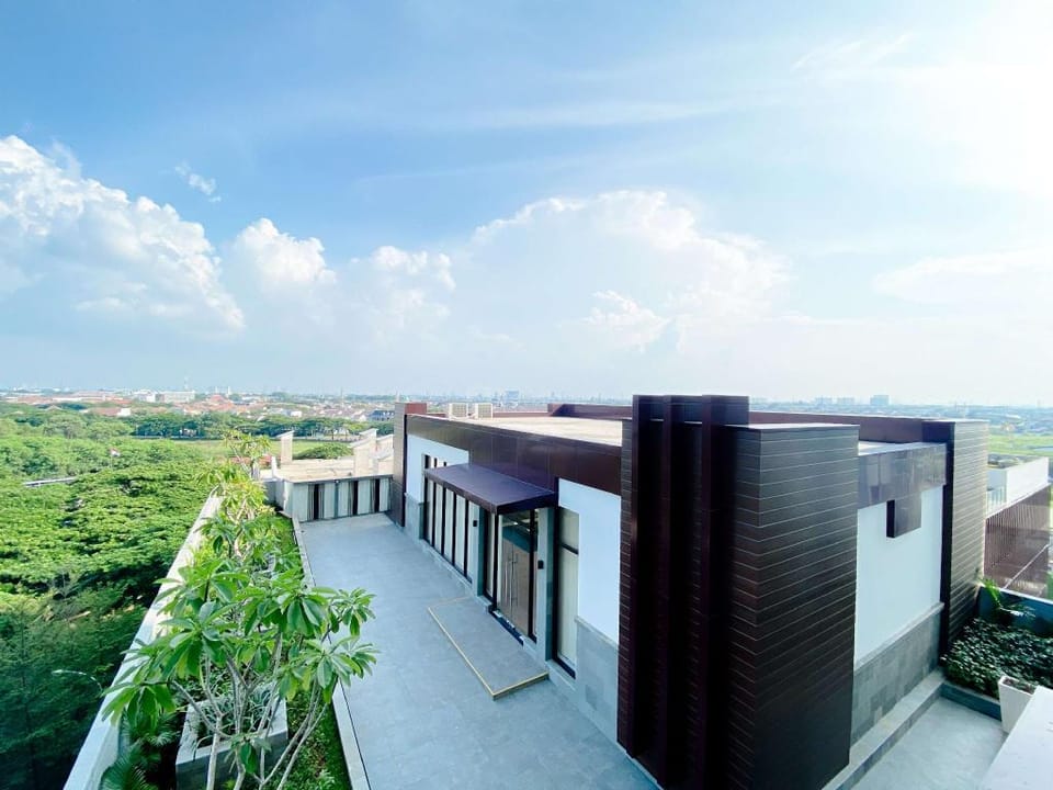 Spacious Homey Studio Cleon Park Apt By Travelio Apartment in Jakarta