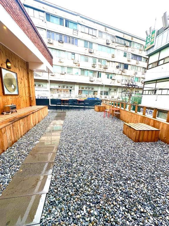 R guesthouse jongmyo Bed and Breakfast in Seoul