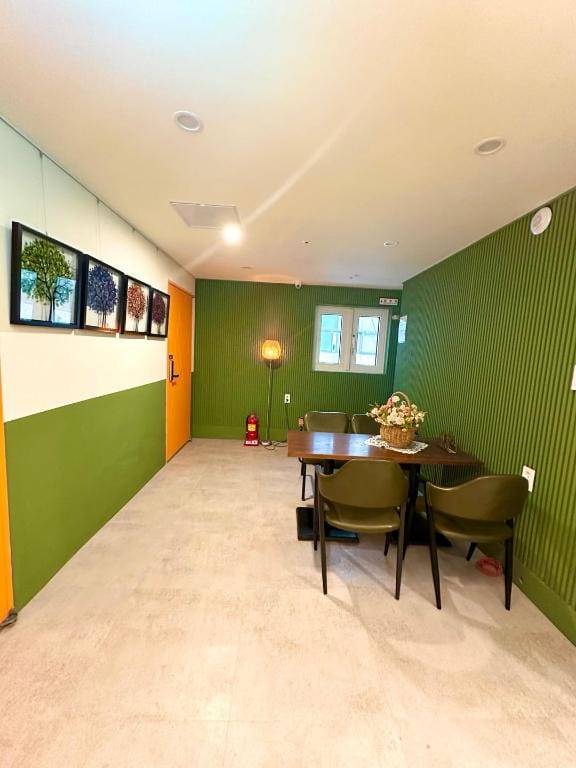 R guesthouse jongmyo Bed and Breakfast in Seoul