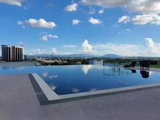 Kozi square with Infinity Pool I  (B3-6I) Apartment in Kuching