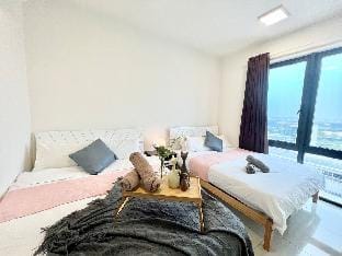 T5 1-10Pax Trefoil Setia Alam 2Room 5Bed WiFi SCCC Apartment in Selangor, Malaysia