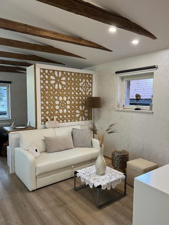 Duplex Photo Studio in the garden Apartment in Bled
