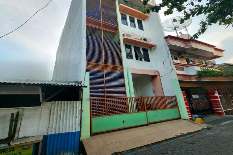 Hotel O Abang Homestay Syariah Hotel in Surabaya