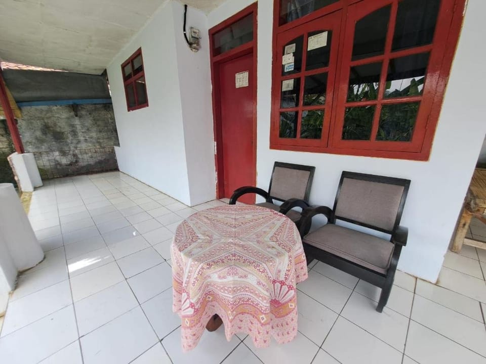 OYO Life 93841 Panorama Dewi Hotel in West Java