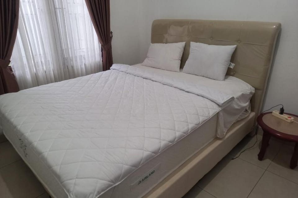 Hotel O Salma Homestay Syariah Near alun alun kota purwokerto Hotel in Indonesia
