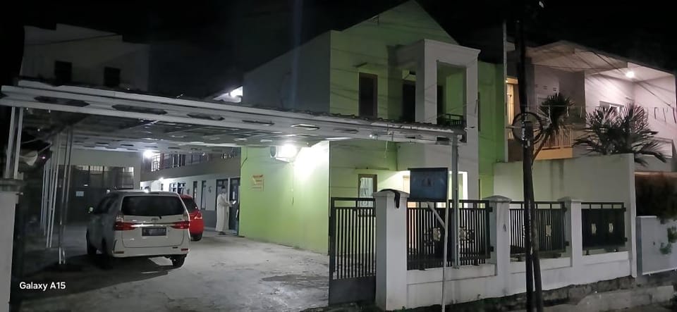 Hotel O Adinda Guest House Syariah Hotel in West Java