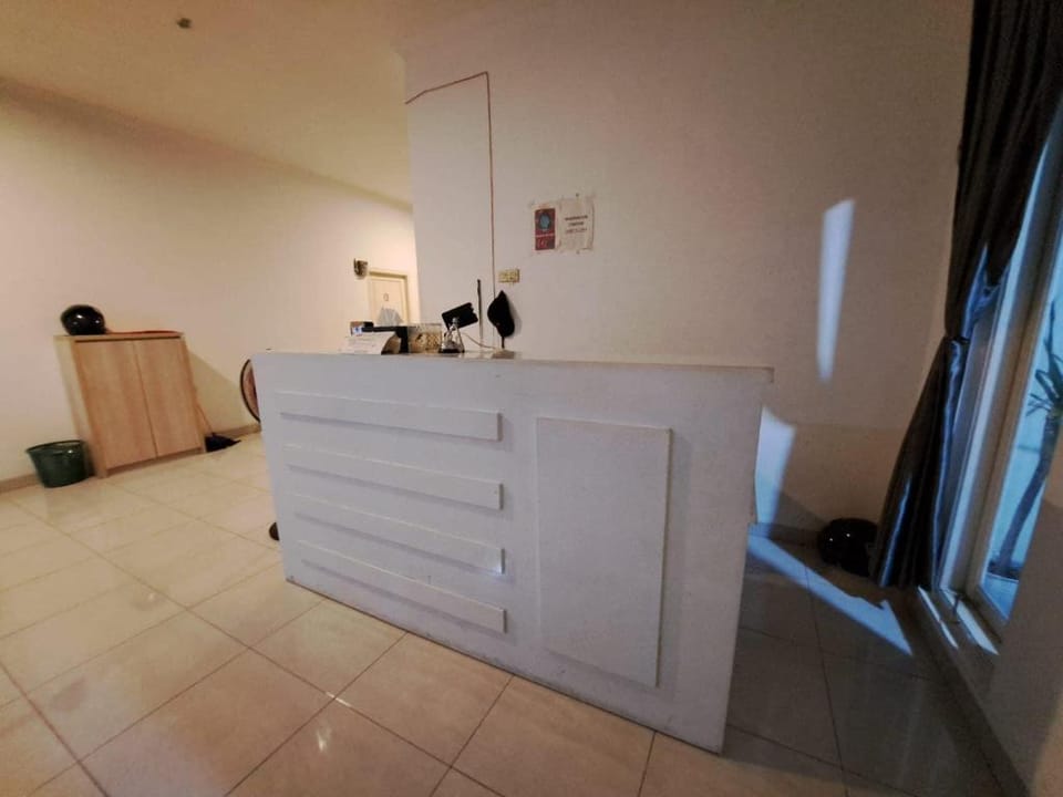OYO 93870 Damai Guest House Cirebon Hotel in West Java