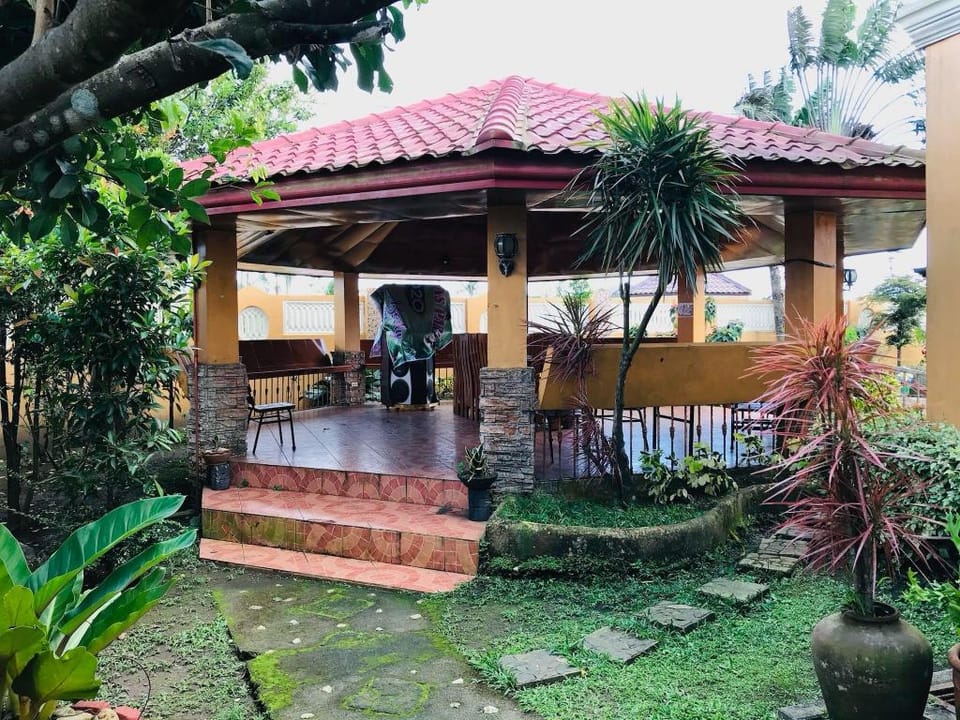 Villa Adelle At Silang Hotel in Tagaytay