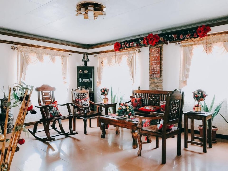 Villa Adelle At Silang Hotel in Tagaytay