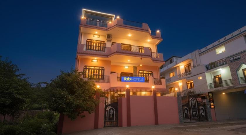 Baba paying guest house Hotel in Varanasi