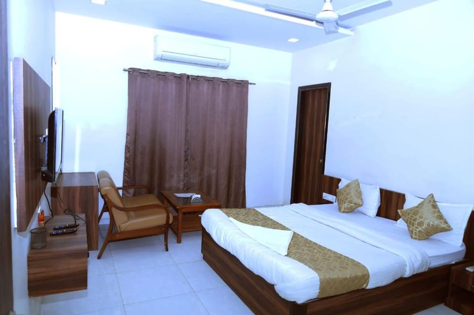 Kings Resort Hotel in Gujarat