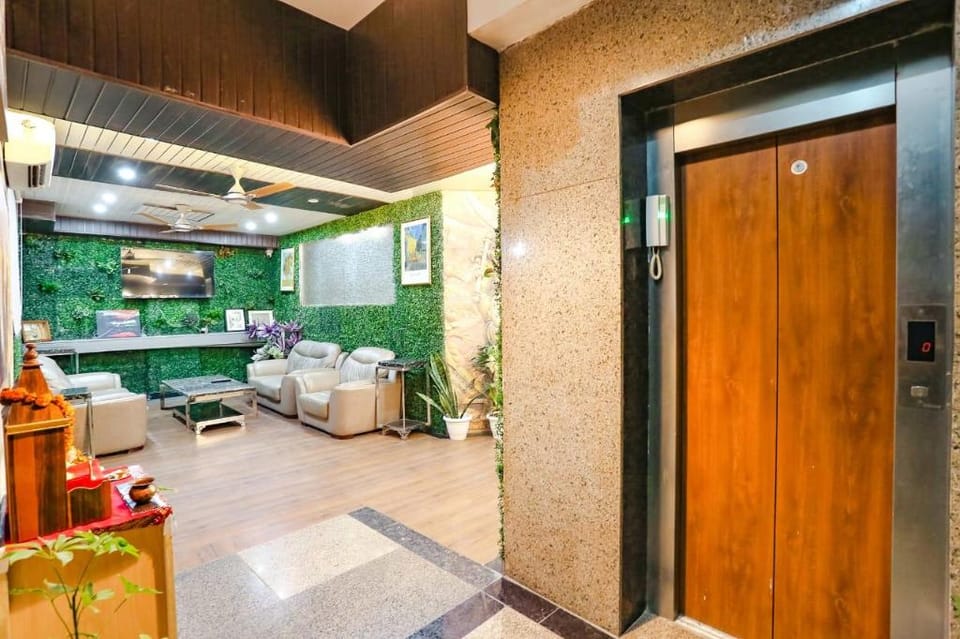 Hotel The Gross infinity Near Delhi Airport Hotel in New Delhi