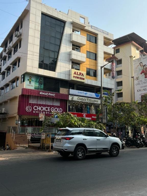 HOTEL ROYAL PARK Hotel in Mangaluru
