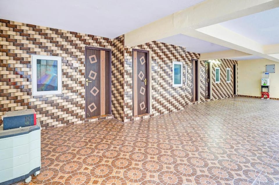 Hotel O RR PALACE Hotel in Chennai