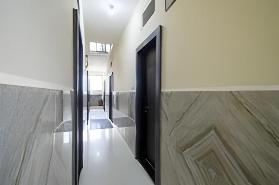 Paradise Girls Hostels Hotel in India