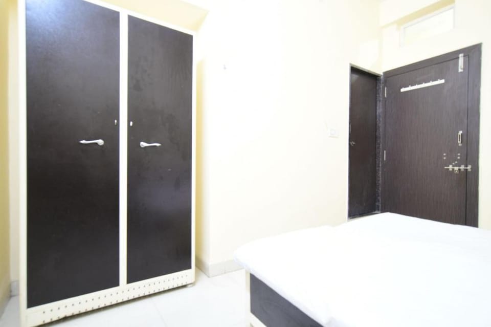 Paradise Girls Hostels Hotel in India