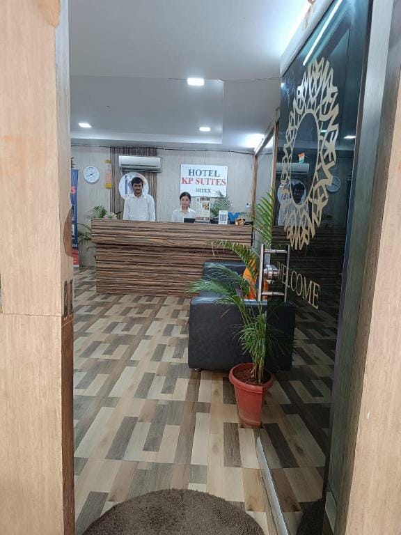 Hotel KP Suites Hitex Hotel in Hyderabad