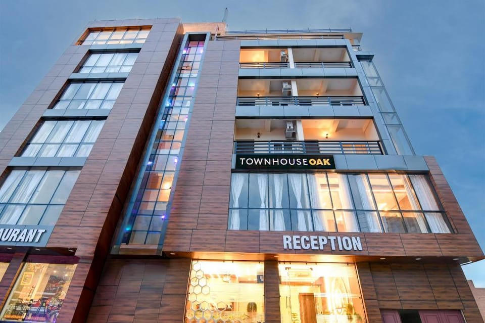 Super Townhouse OAK Bulbuli Neer Hotel in Kolkata