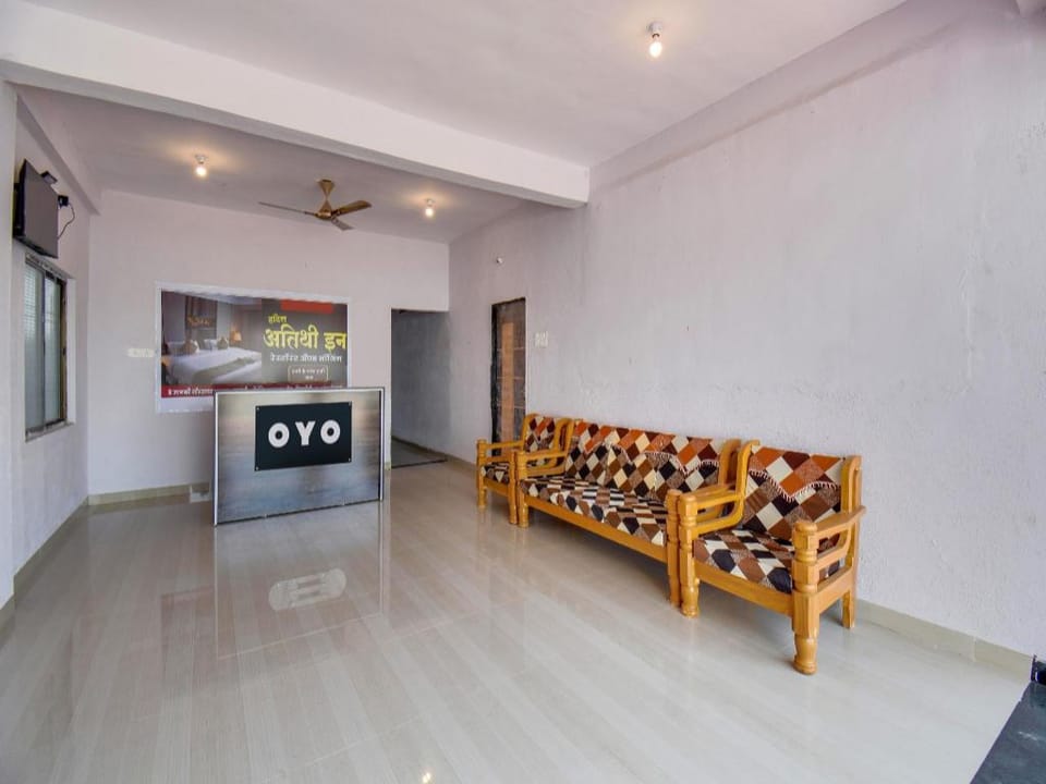 OYO Hotel Atithi Inn Hotel in Maharashtra