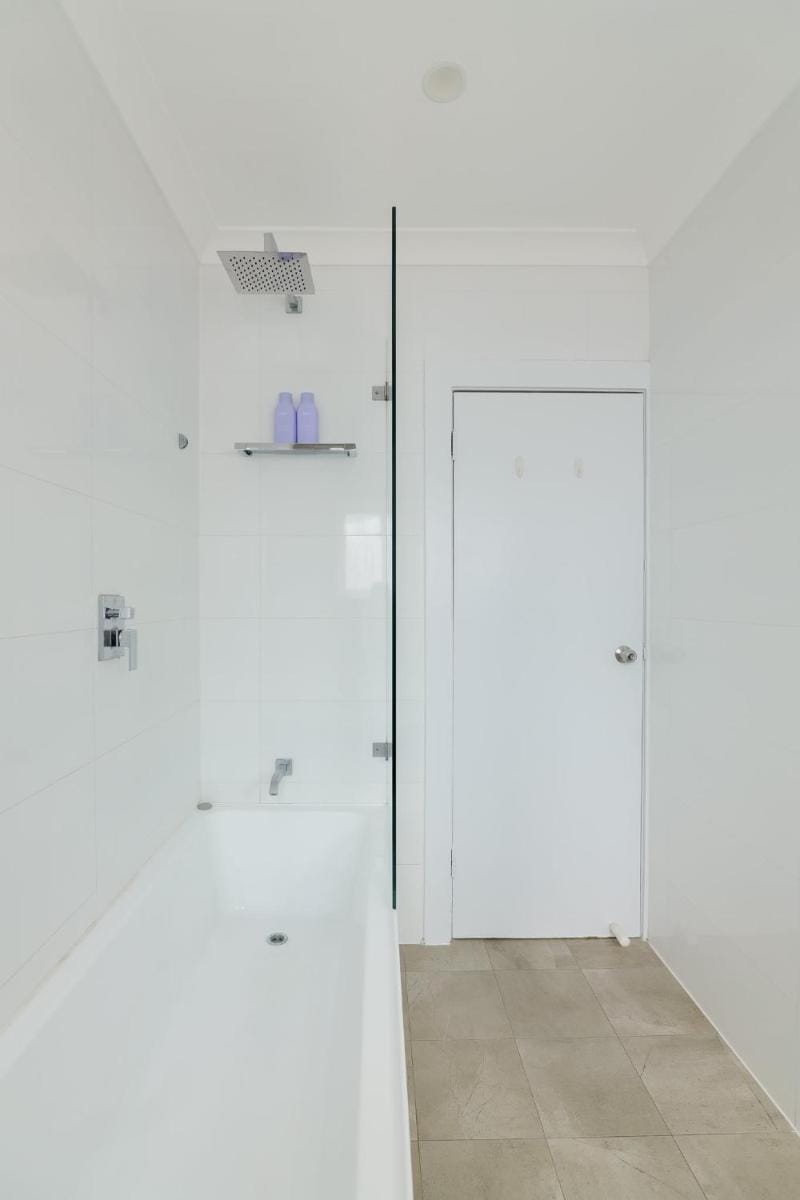 Bondi Beachfront Bliss Apartment in Sydney
