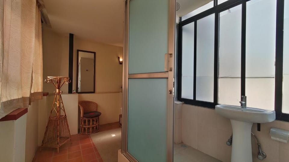 Cozy Retreat, Greentara Heritage Home Bed and Breakfast in Kathmandu