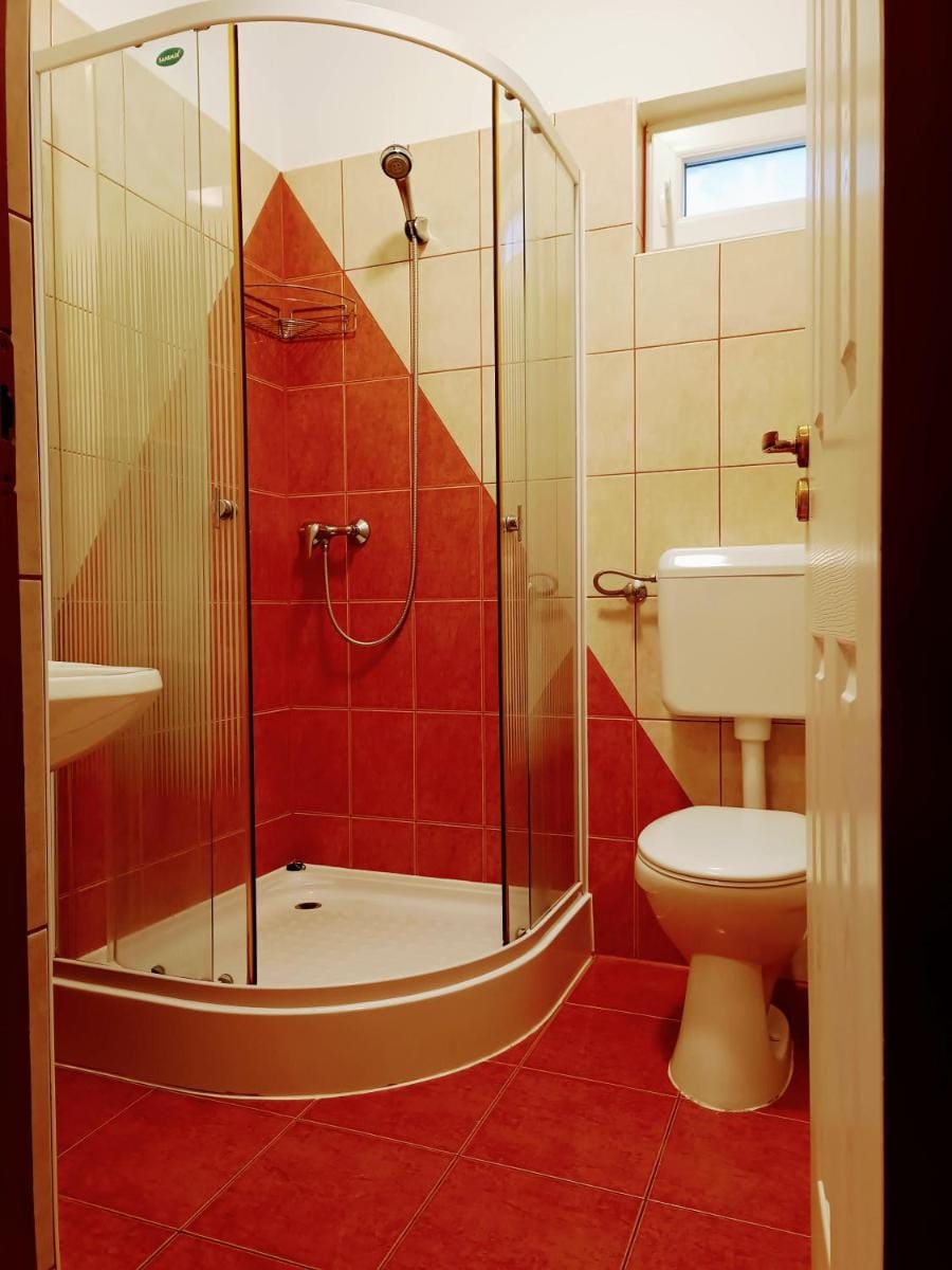 Haus Maria Appartements Bed and Breakfast in Hungary
