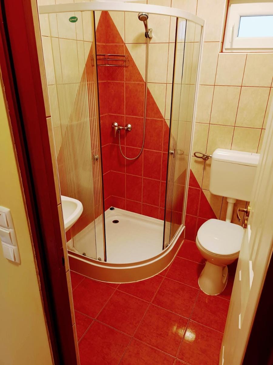 Haus Maria Appartements Bed and Breakfast in Hungary