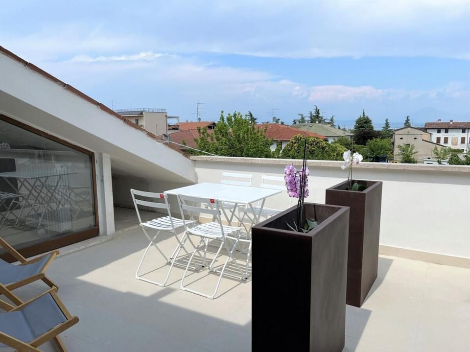 Attico Lilium Apartment in Peschiera del Garda