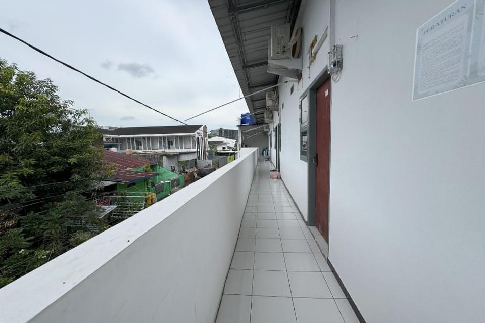 Hotel O Kost Reski 2 Near Tugu Perbatasan Takalar - Gowa Hotel in Indonesia