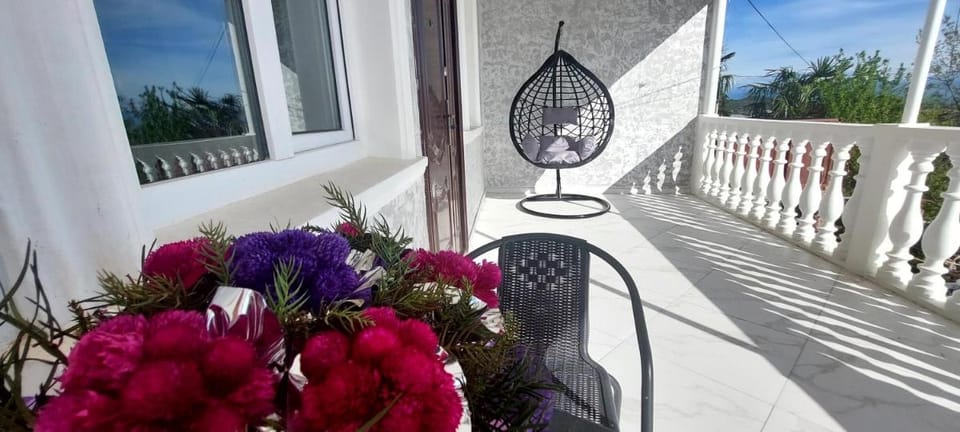 HillTop Guest House Kutaisi Bed and Breakfast in Georgia