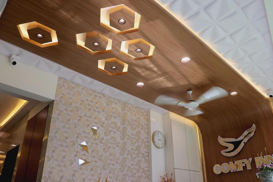 Hotel Comfy Inn Hostel in Mumbai