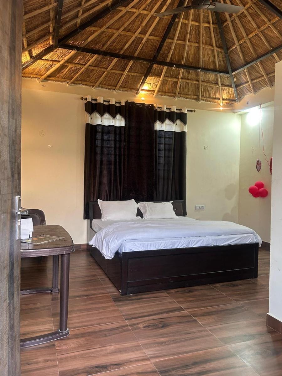 The Royal Hut Ajmer Hotel in Rajasthan