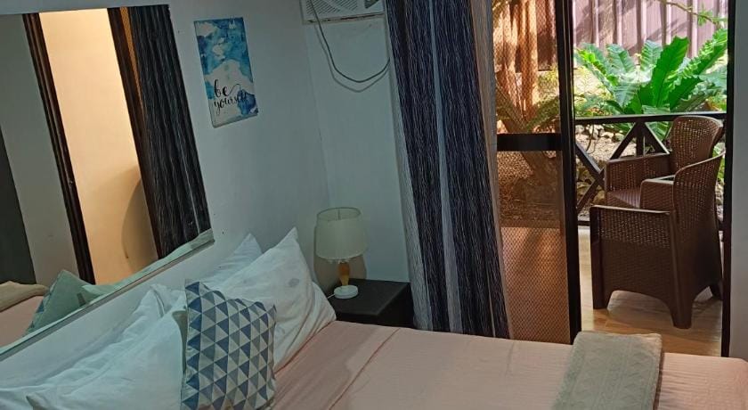 Mannah Garden Staycation Place Inn in Panglao
