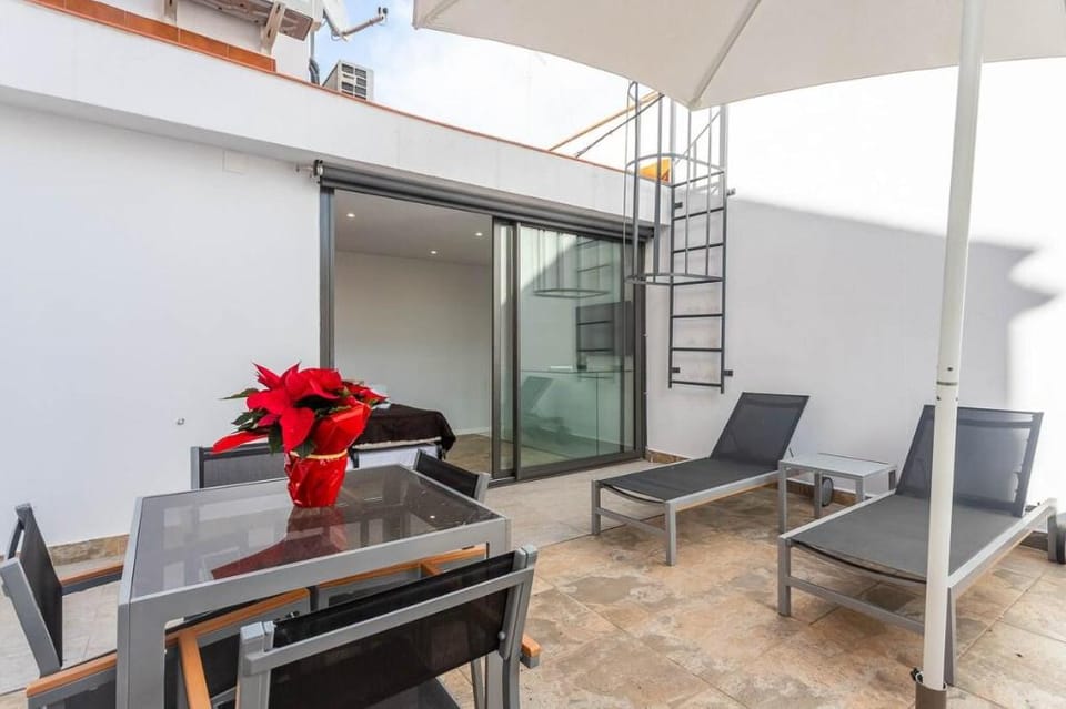 Monthly rentals: Lovely apt. w/ big terrace Apartment in Barcelona