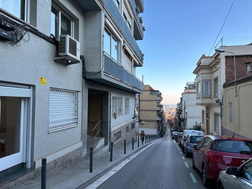 Vallcarca zone: 2 bedrooms Apartment Apartment in Barcelona