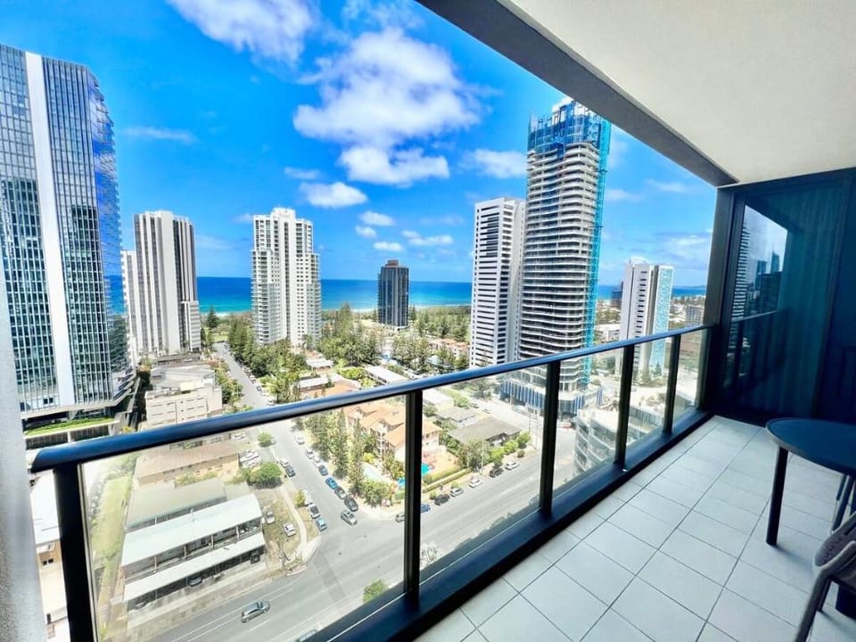 Ocean Views 19th Floor, Broadbeach #1904 Apartment in Gold Coast