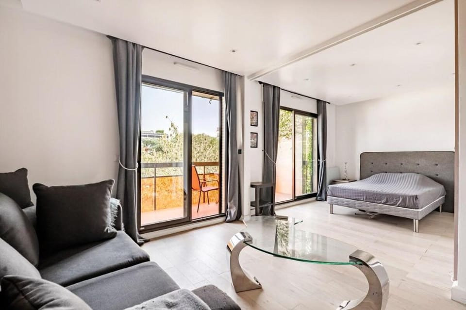 Nice Property - Bois de Boulogne/Fondation LVMH Apartment in Paris