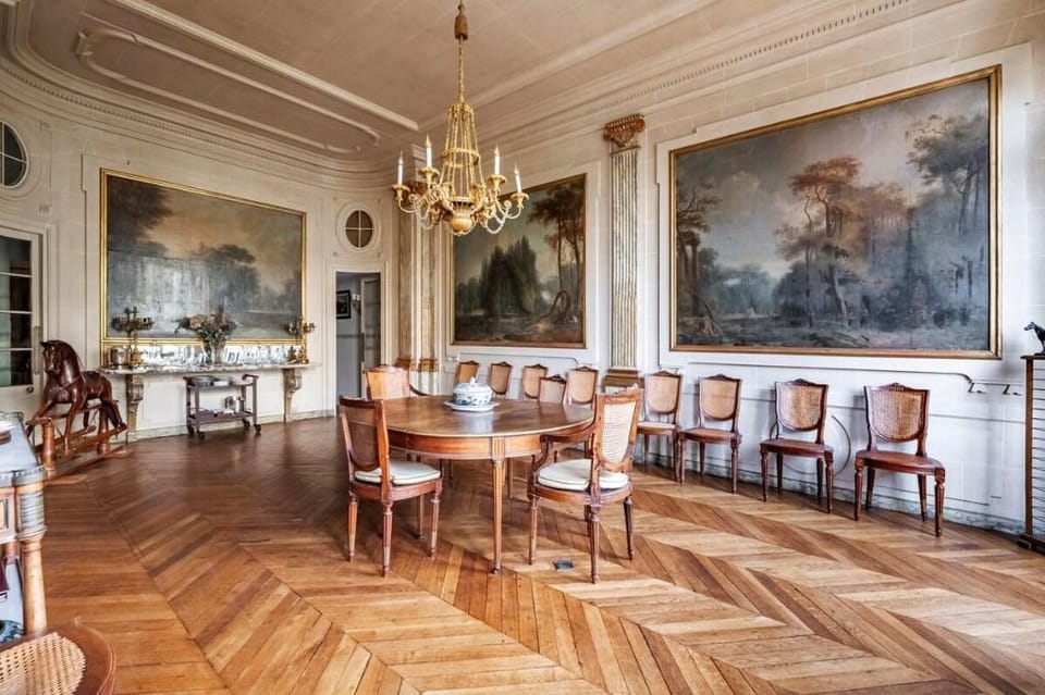 Luxury Home  - Arc de Triomphe/Champs Elysees Apartment in Paris