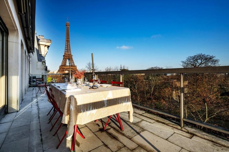 Luxury Home  - Tour Eiffel/Champ de Mars Apartment in Paris