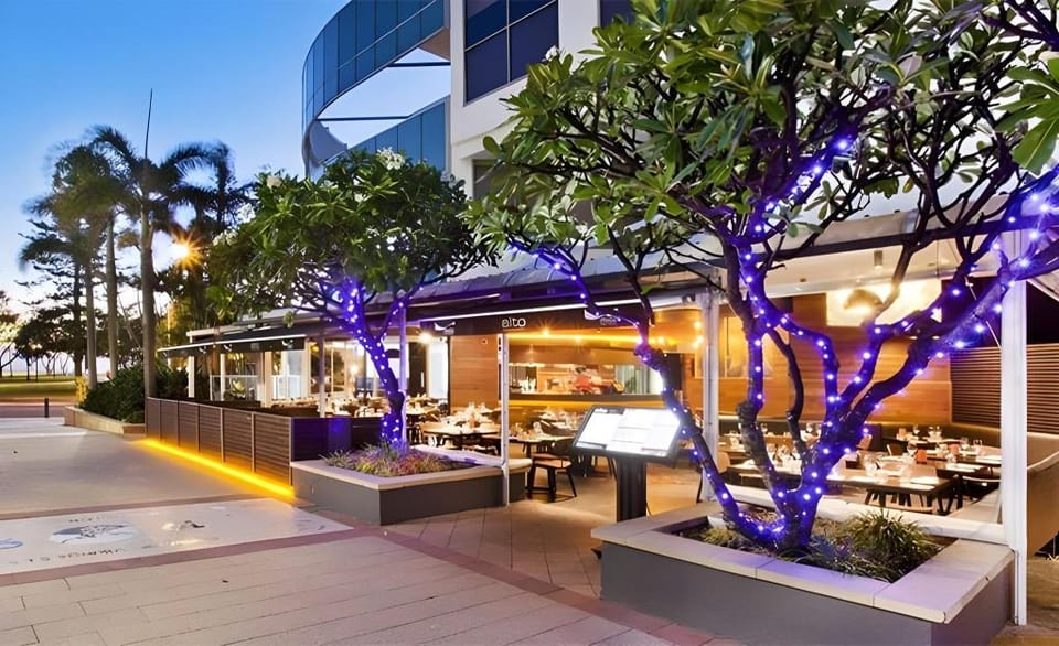 Poolside Townhouse Upgraded,  Premium agoda 44 Apartment in Mermaid Beach