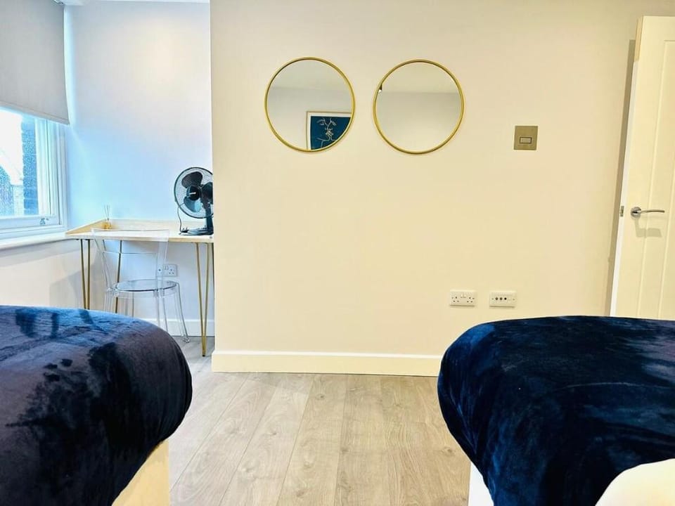 Spacious luxury apartment - 5 min walk to beach Apartment in Margate