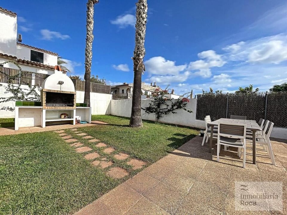 Roca Fornells, Apartamento en Ses Salines con Piscina SS24 Apartment in Balearic Islands