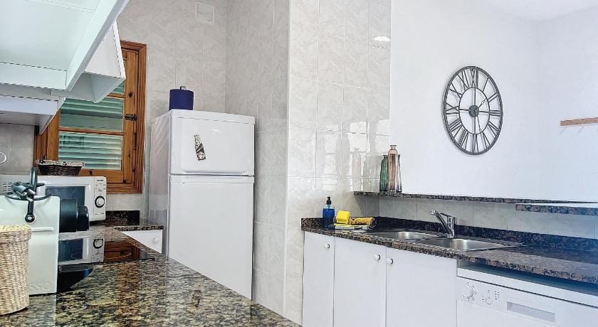 Roca Fornells, Bonito apartamento con piscina SS21 Apartment in Balearic Islands